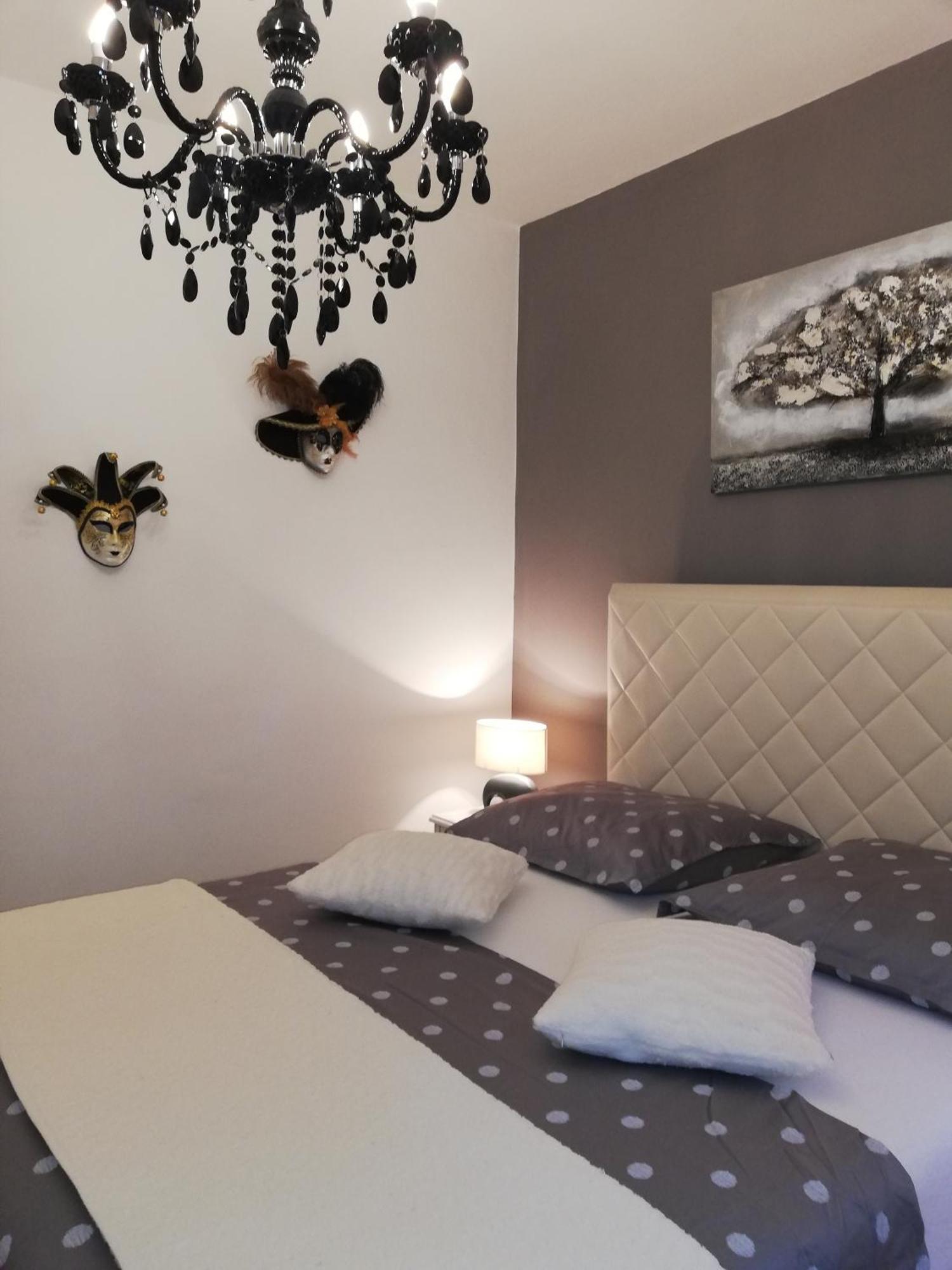 Apartment Lily Zadar Exteriör bild